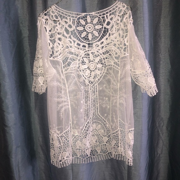 Ricki’s XL  white sheer blouse with lace pattern , new or like new - Picture 6 of 7